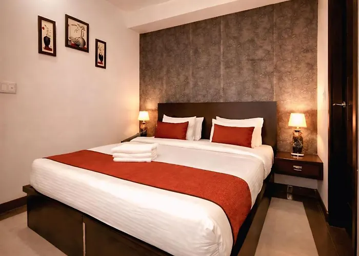 Goyal Hotelirs - Hotel Samovar Stay, Agra