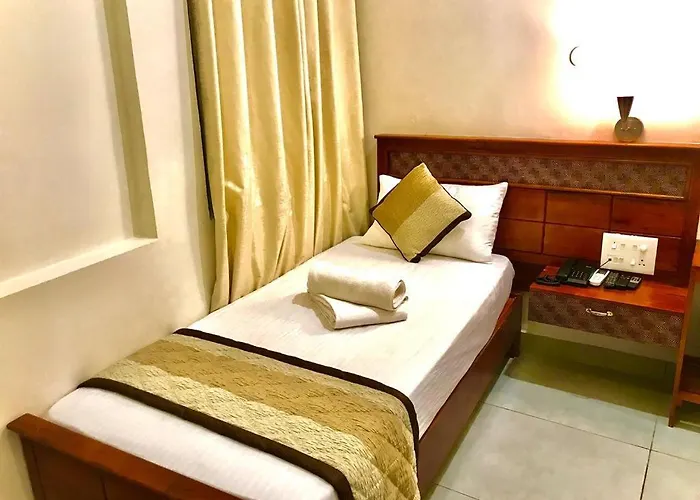 Royal Residency Ac