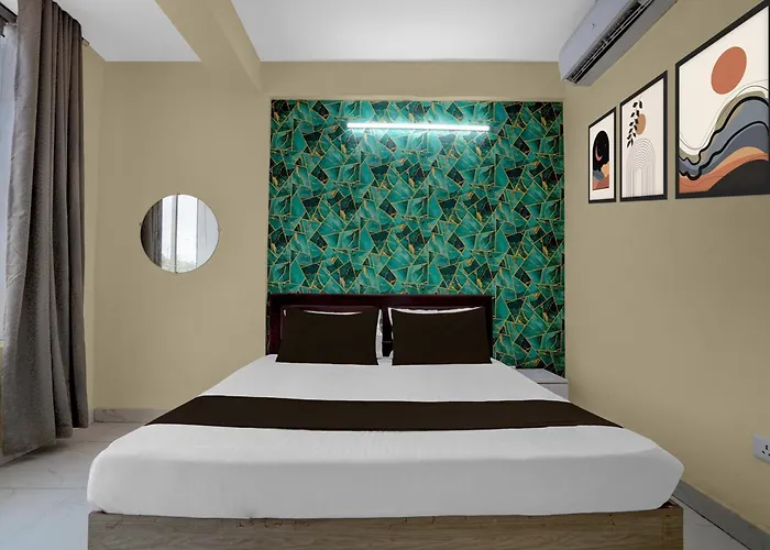 Hotel O La Belle