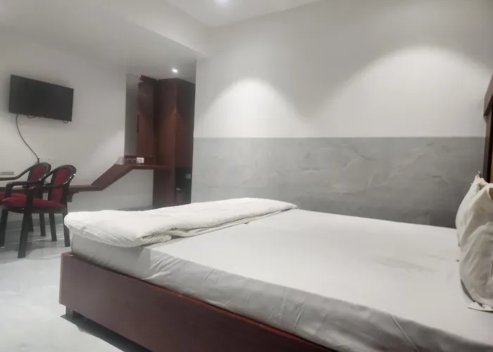Hotel Metro Palace L&B