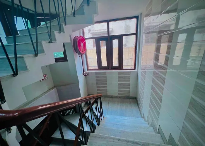 Gaurav Boarding House