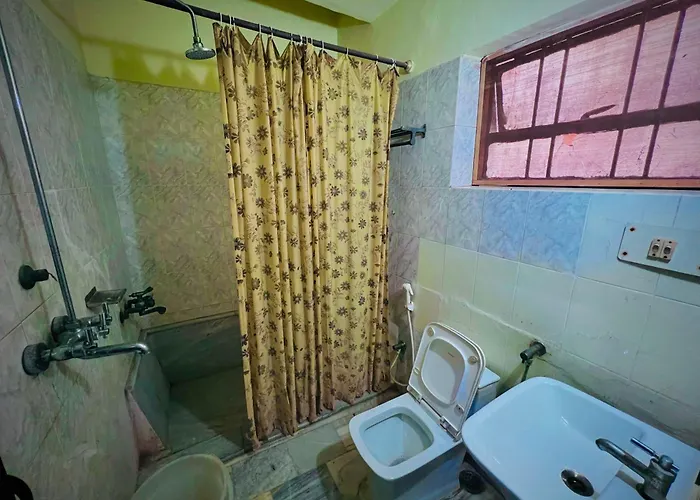 Gaurav Boarding House