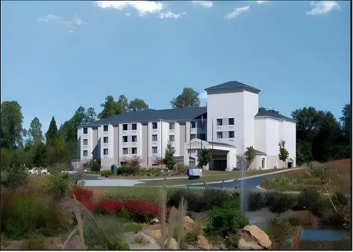 Baymont By Wyndham Mooresville