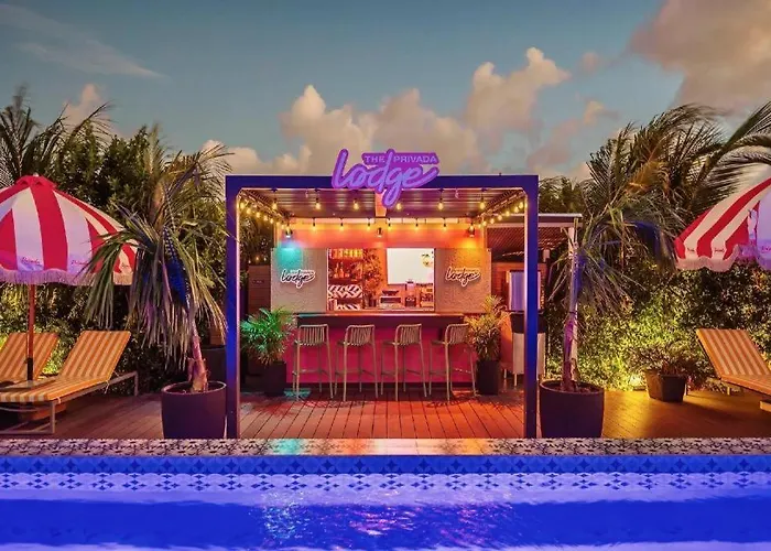 Privada Stays - Private Pools & Colorful-Chic Boutique Hotel