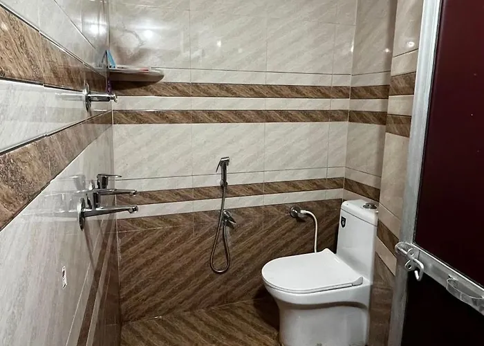 Khushraali Hotel And Restaurant