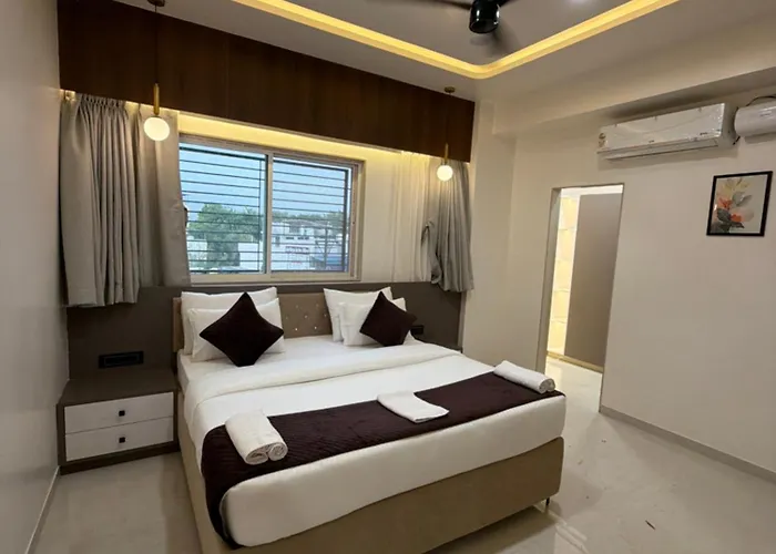 Hotel Krishna Leela Lodging And Boarding