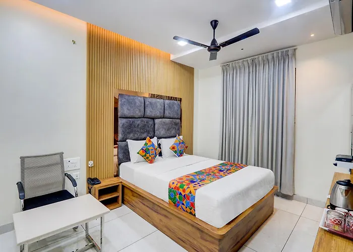 Monday Hotels Rajahmundry