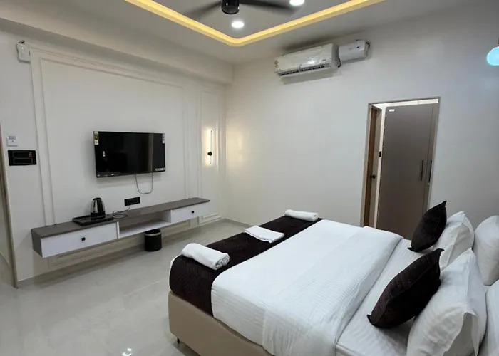Hotel Krishna Leela Lodging And Boarding