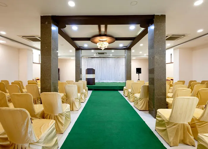 Super Hotel O Koritepadu Cheruvu Lakeview Formerly Aditya Grand