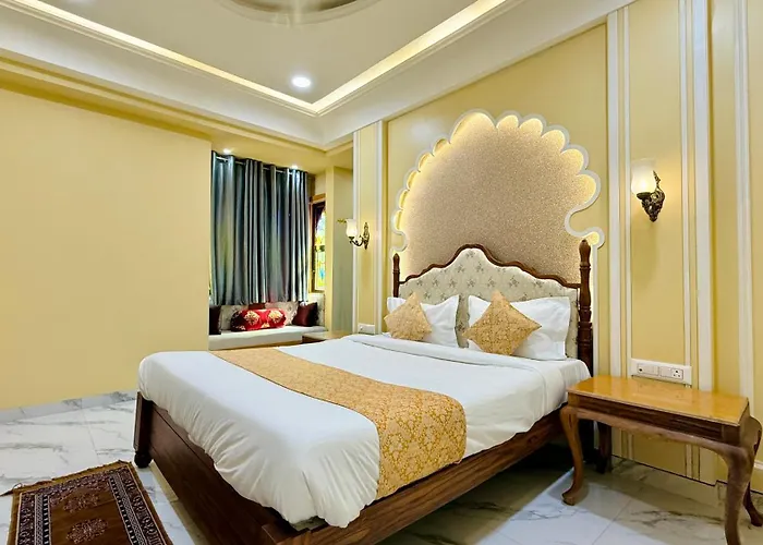 Hotel Shree Banke Bihari Heritage