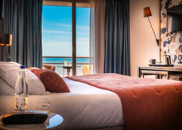 Hotel&Spa Les Roches Noires Les Sables-dʼOlonne