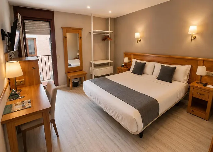 Hotel Alda A Boira Jaca