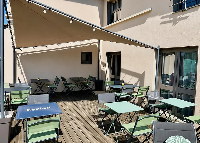 Kyriad Hôtel La Fleche
