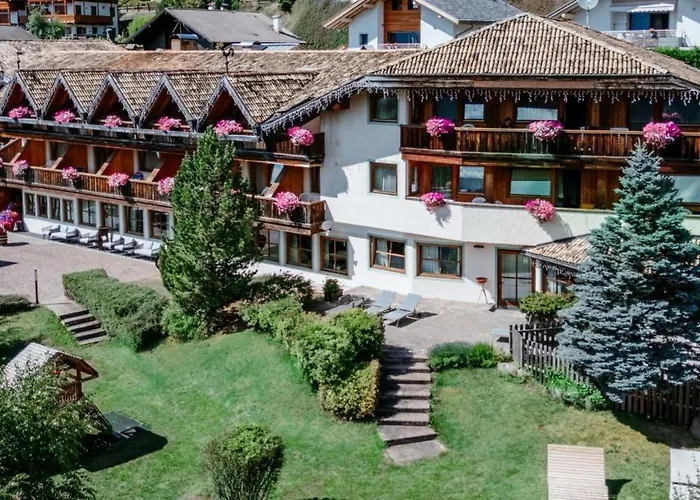 Park Hotel Bellacosta Cavalese