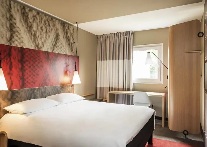 Hotel Ibis Paris La Defense Courbevoie