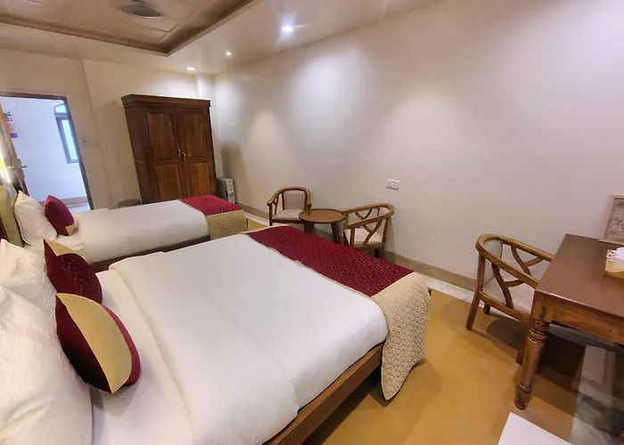 Mvt Guesthouse & Restaurant