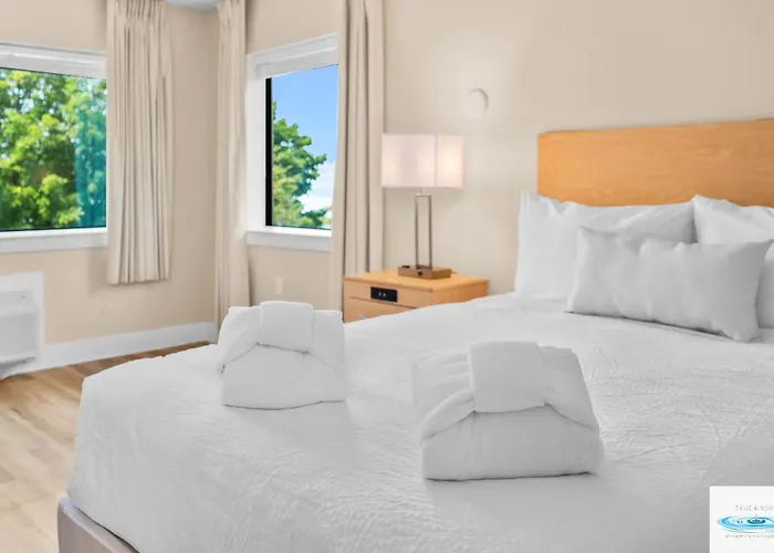 Kasa Gold Coast Inn Traverse City