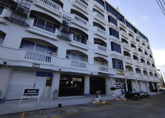 Grand Pl Hotel