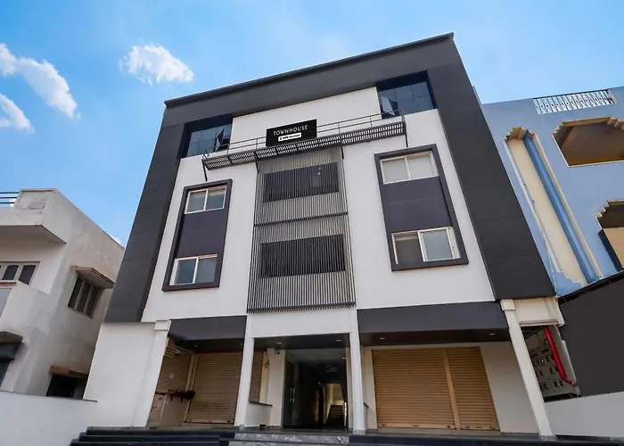 Townhouse Kurnool Bus Terminal Formerly Hotel Lakshmi Pride