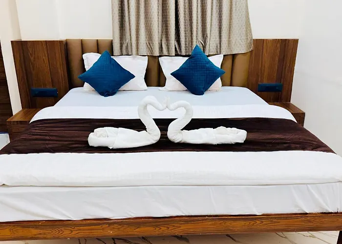 Hotel Gurukripa Palace