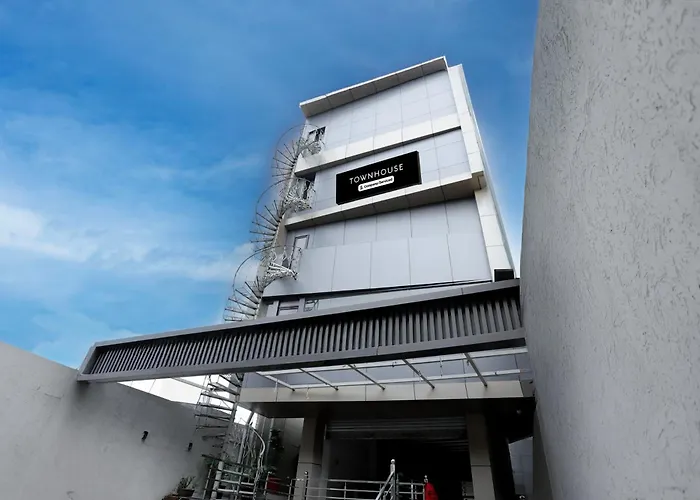 Townhouse Rauniyar City Centre Ratu Road