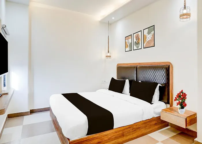 Super Hotel O Upper Bazar Formerly Rr Residency