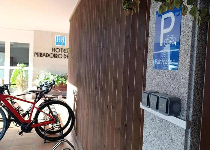 Hotel Parking Miradoiro de Belvís