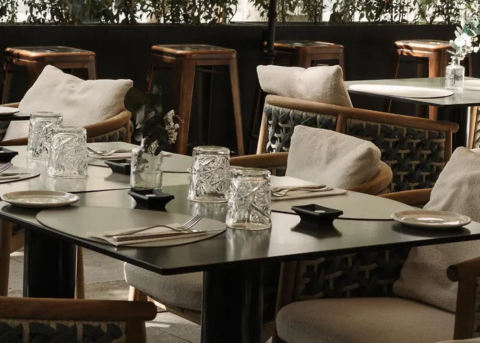 Hospes Puerta de Alcalá, a Member of Design Hotels