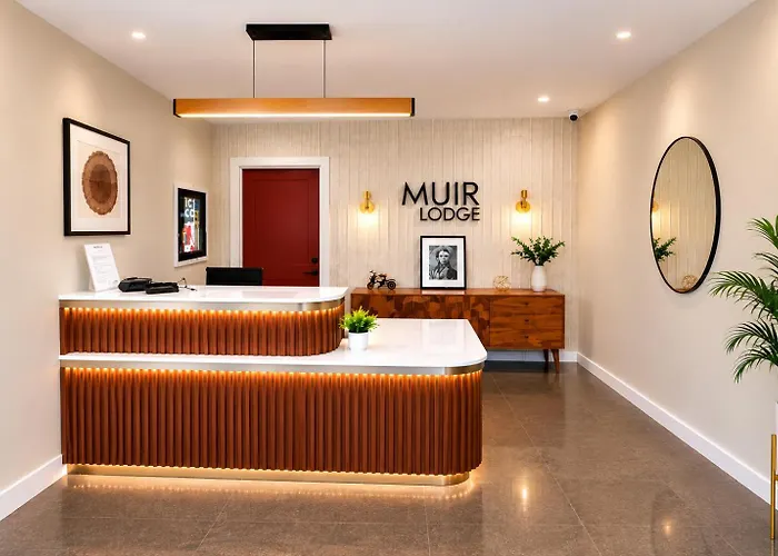 Muir Lodge Motel