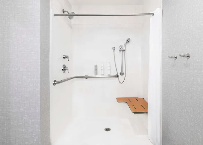 Hampton Inn Olathe