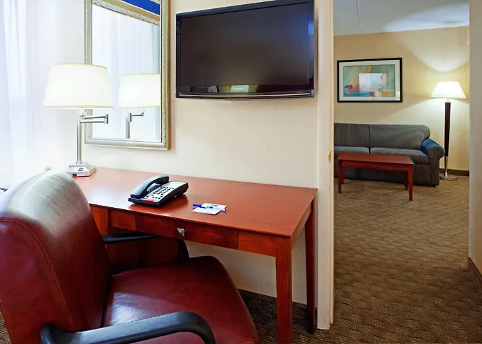 Holiday Inn Express Ramsey Mahwah By Ihg