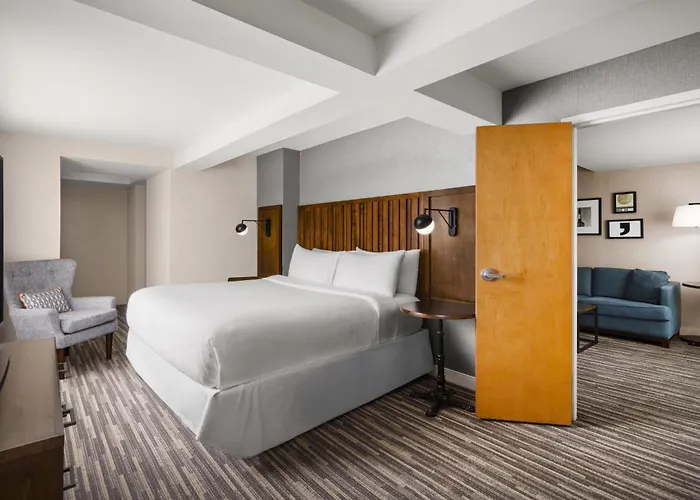 Best Western Premier Plainview-Long Island Hotel