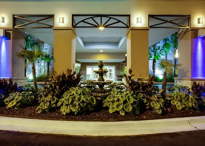 Holiday Inn Express Hotel & Suites Charleston - Northwoods By Ihg North Charleston