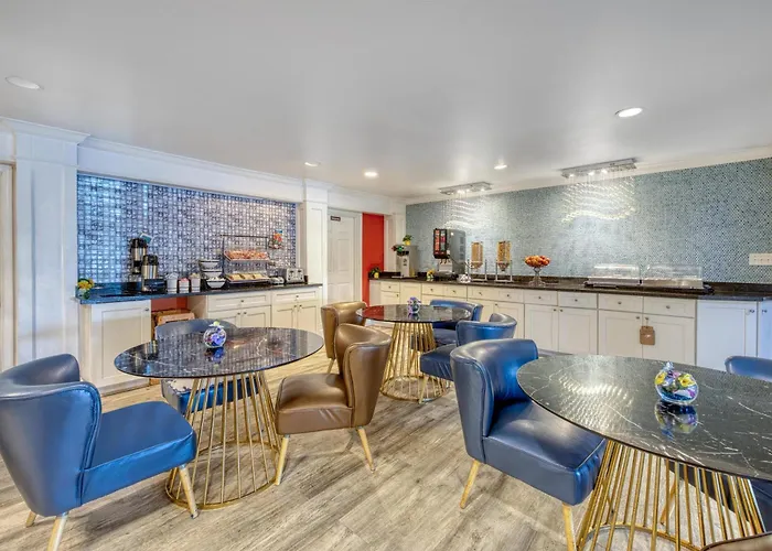 Surestay Hotel By Best Western Tuscaloosa Southeast