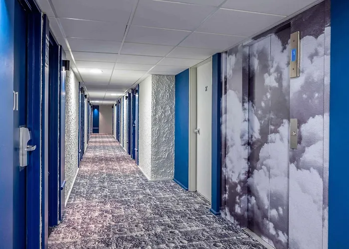 Hotel ibis La Rochelle Centre Historique