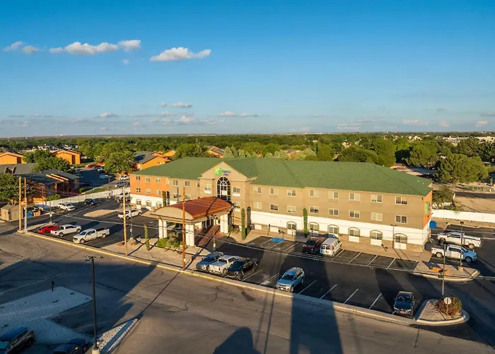 Holiday Inn Express Hotel & Suites Carlsbad By Ihg