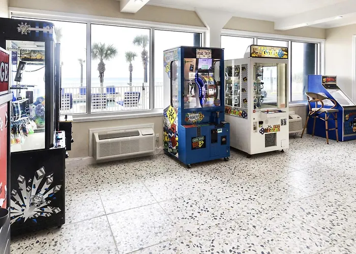 Palm & Tide Beachfront Hotel Panama City Beach