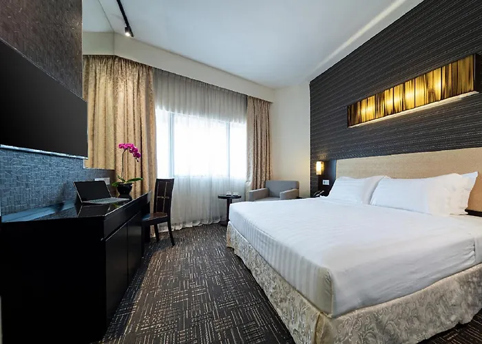 Hotel Royal at Queens Singapore