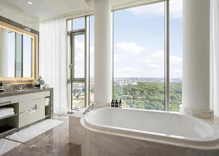 Waldorf Astoria Berlin Hotel
