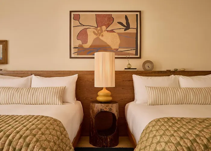 Greenporter Hotel