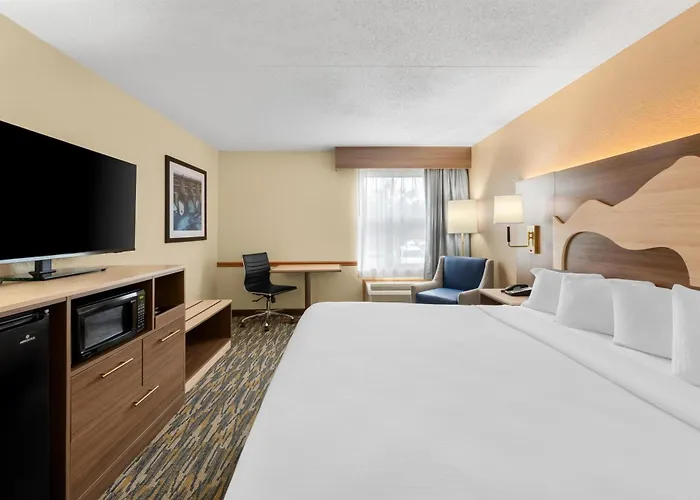 Best Western Center Pointe Inn