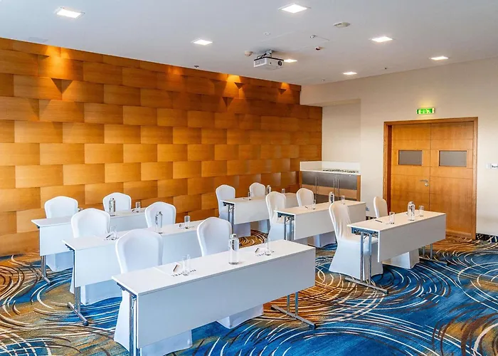 Aparthotel Adagio Premium Dubai Al Barsha