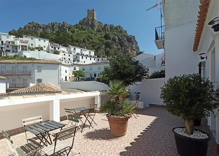 La Jarana I Terraza y Vistas al Castillo Zahara De La Sierra