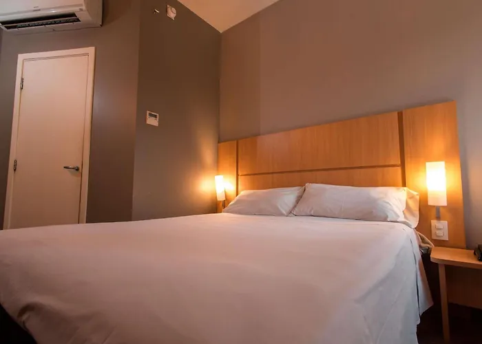 Ibis Presidente Prudente Manoel Goulart Hotel