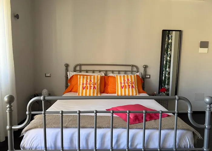 Loraia Design Rooms