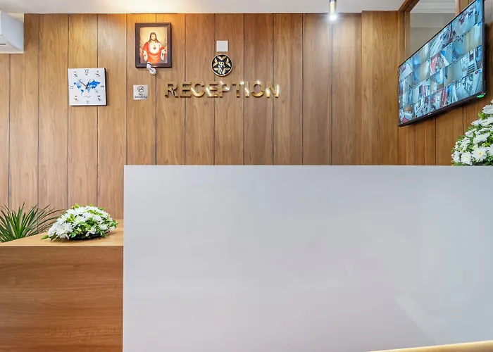 Treebo Thoduvas Star Plaza Cochin Airport