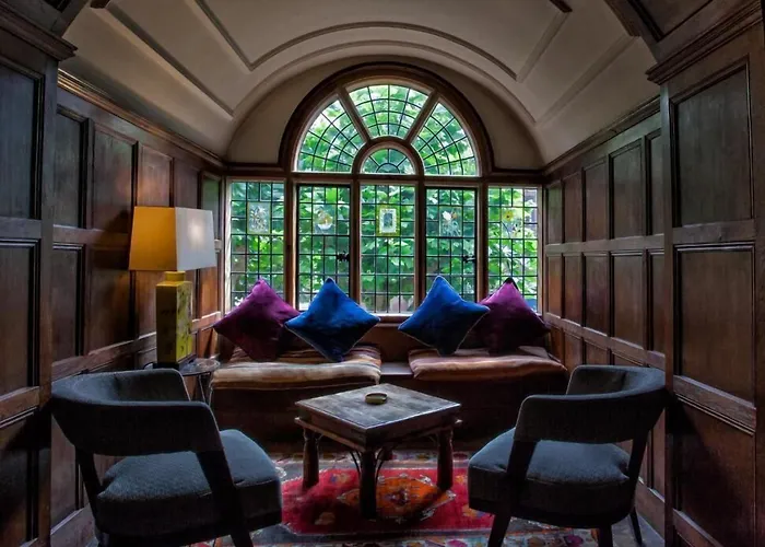 Grays Court Hotel