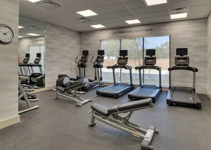 Fairfield Inn And Suites By Marriott Houston Brookhollow