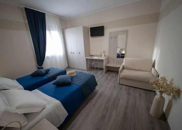 Home Hotel