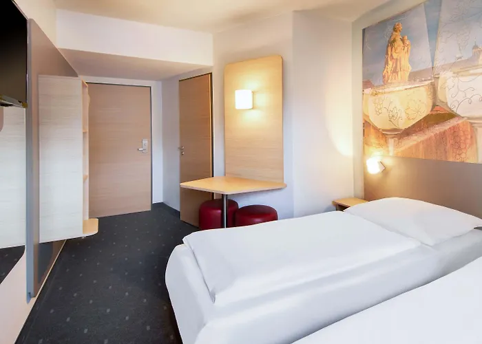 B&B Hotel Würzburg-City